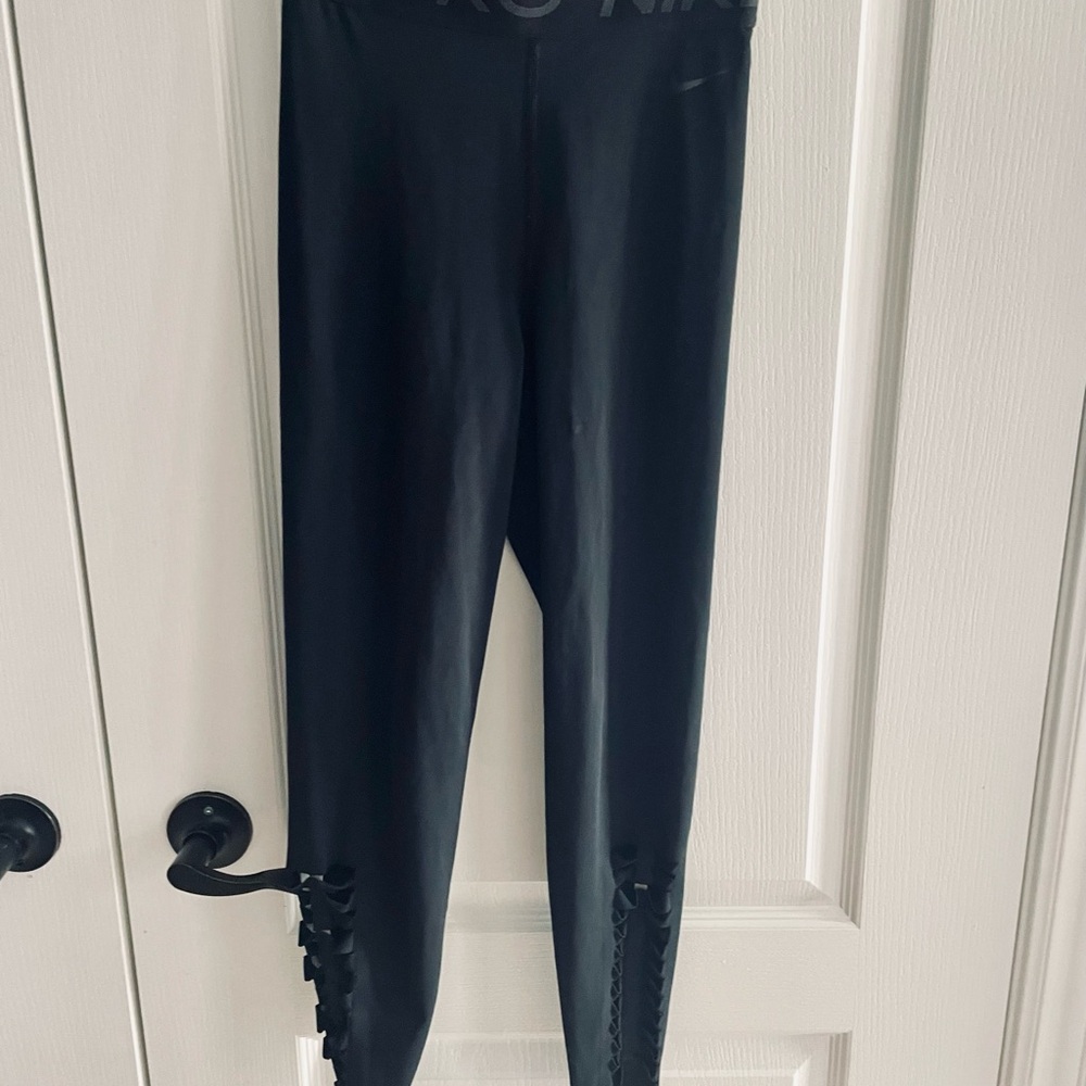 Nike Pro capri Black Leggings with Lace-Up Detail